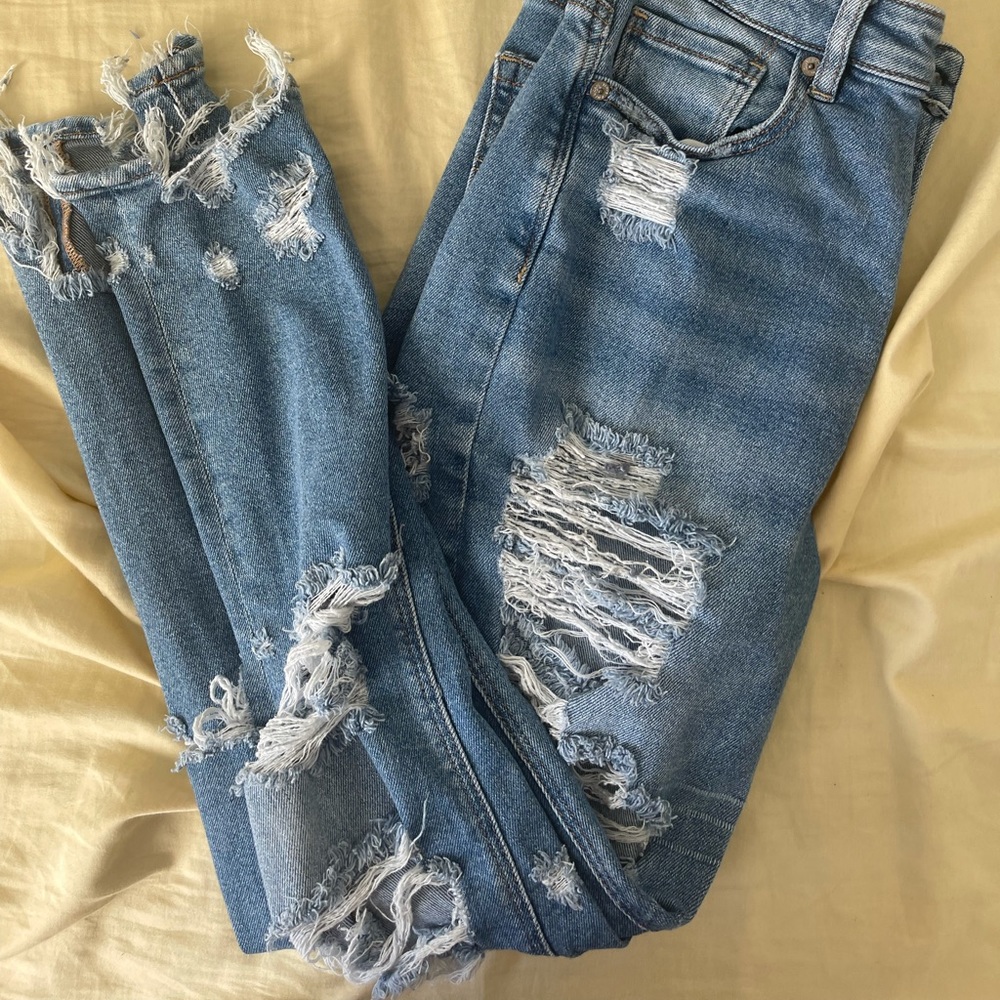 American Eagle Stretch Ripped Jeans